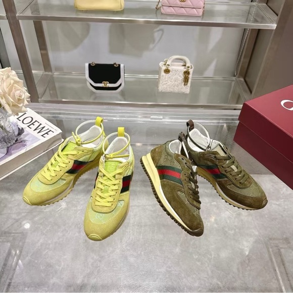 Gucci Green and Brown Retro-Inspired Sneakers - Picture 1 of 4